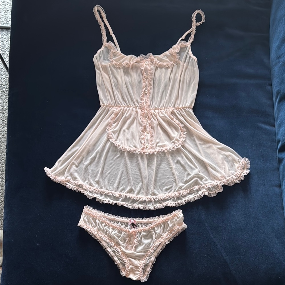 Victoria’s Secret Sexy Little Things Pink Lace Lingerie Sleepwear Set Size M